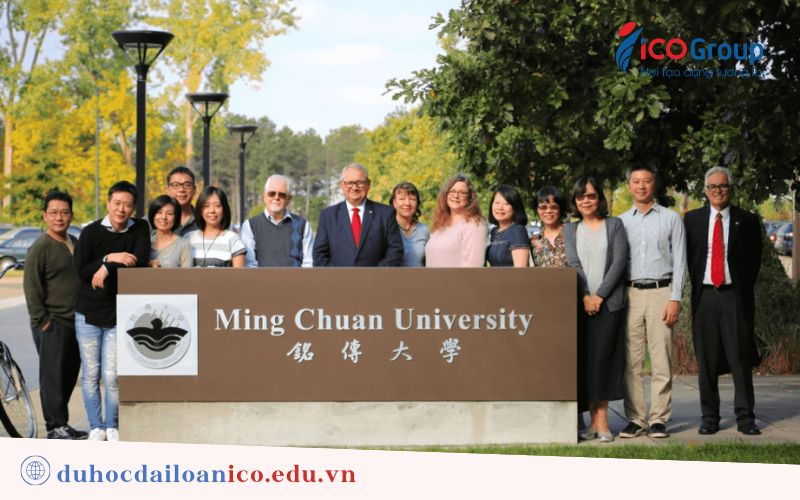 du hoc dai hoc minh truyen